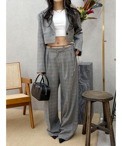 EVRIS（エヴリス）の「ショートレングスジャケット【セットアップ着用可能】（テーラードジャケット・レディース・ブラック/グレー/その他1・FREE）」の6枚目の写真