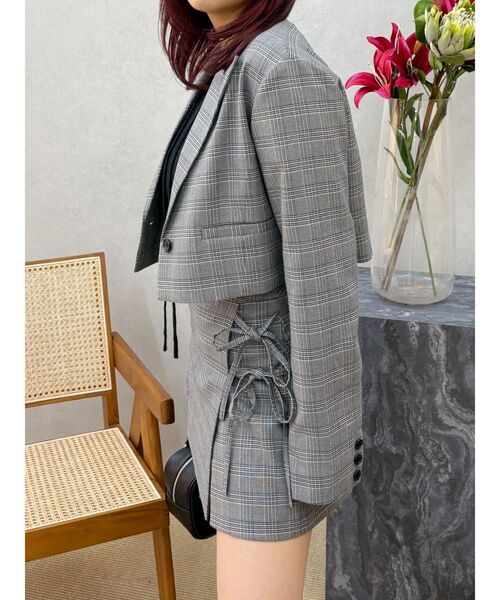 EVRIS（エヴリス）の「ショートレングスジャケット【セットアップ着用可能】（テーラードジャケット・レディース・ブラック/グレー/その他1・FREE）」の9枚目の写真