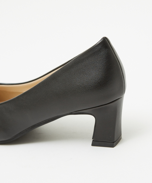 Au BANNISTER(オゥバニスター)の「【販売店舗限定】ブロックヒールミドルパンプス(パンプス・レディース・シルバー/ブラック/ベージュ・36/37/38/35/39)」の10枚目の写真