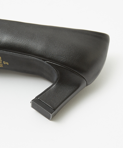 Au BANNISTER(オゥバニスター)の「【販売店舗限定】ブロックヒールミドルパンプス(パンプス・レディース・シルバー/ブラック/ベージュ・36/37/38/35/39)」の15枚目の写真