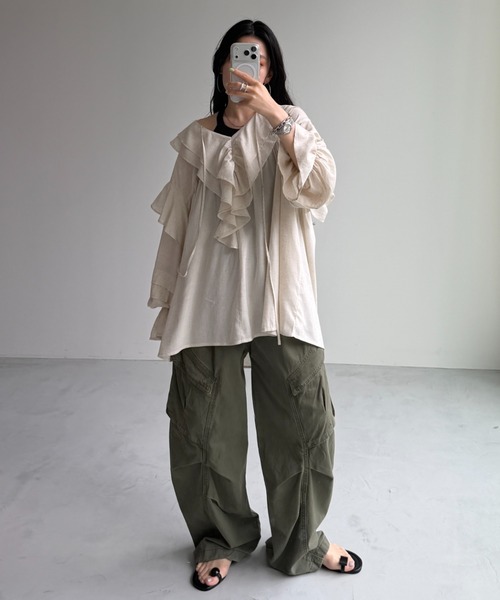wee9s(ウィークス)の「vintage like curve cargo pants / ヴィンテージライクカーブカーゴパンツ(カーゴパンツ・レディース・ブラック/カーキ・size1/size2)」の17枚目の写真
