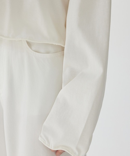 JNBY（ジェーエヌビーワイ）の「Sculpted Motion Wire Top / ワイヤートップス（Tシャツ/カットソー・レディース・ホワイト/グレー・36/34）」の7枚目の写真