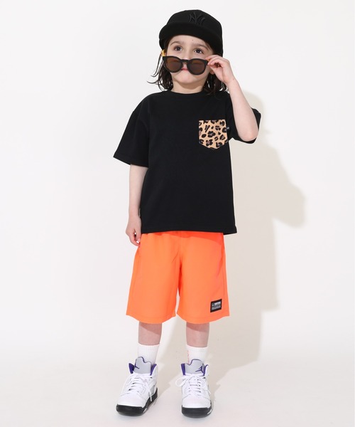 BABYDOLL(ベビードール)の「【綿100%】 親子お揃い ヒョウ柄ポケットTシャツ 0543K(Tシャツ/カットソー・キッズ・ブラック/ピンク系その他7/ホワイト・90cm/110cm/120cm/100cm/130cm/140cm/80cm/150cm)」の12枚目の写真