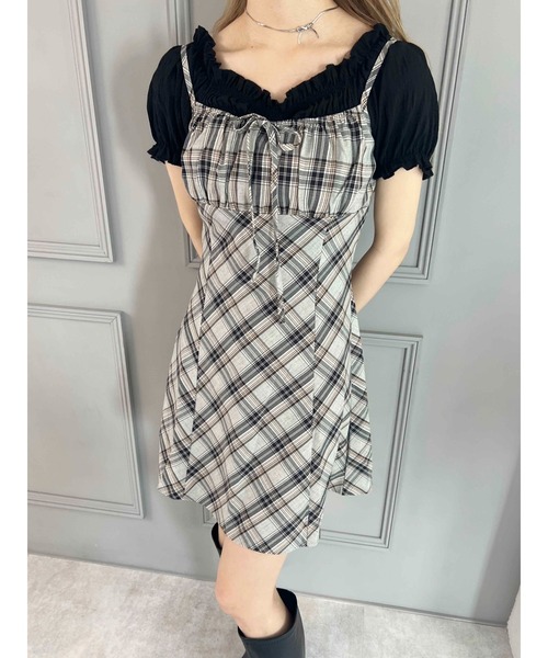 WEGO（ウィゴー）の「フロントリボンチェックキャミワンピース（ワンピース・レディース・ブラック/ブルー/レッド・FREE）」の4枚目の写真
