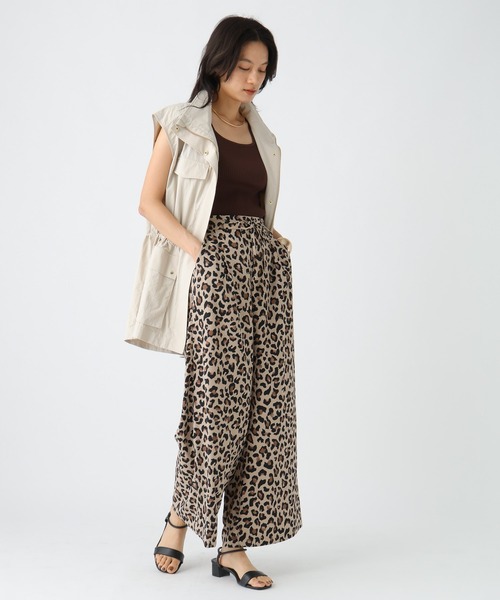 Elura（エルーラ）の「サラサラリラクシーワイドパンツ＜低身長サイズあり＞/321521（その他パンツ・レディース・ブラック系その他/オフホワイト/ネイビー/ブラック/ダークブラウン/グリーン/ホワイト/レオパード・SMALL/MEDIUM/LARGE/Ws S/Ws M）」の19枚目の写真