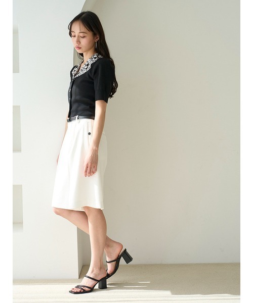 SNIDEL（スナイデル）の「ベルティッドハーフパンツ（その他パンツ・レディース・ブラック/ホワイト/グレー・0/1）」の4枚目の写真