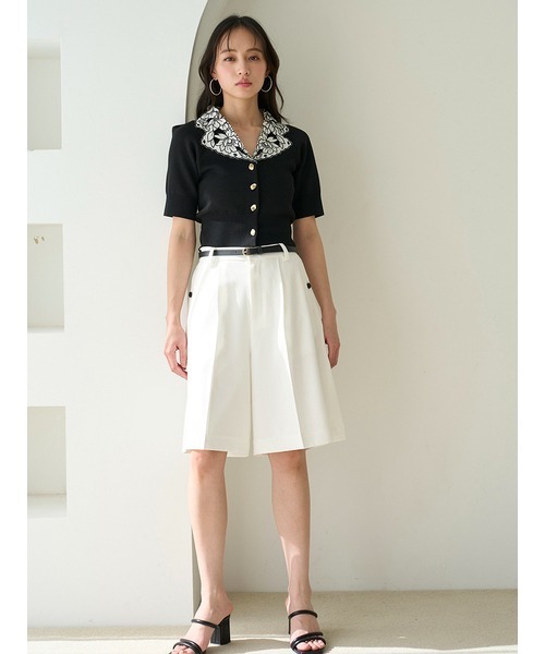 SNIDEL（スナイデル）の「ベルティッドハーフパンツ（その他パンツ・レディース・ブラック/ホワイト/グレー・0/1）」の6枚目の写真