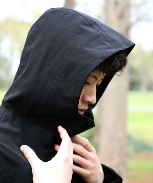 S'more(スモア)の「3L Nylon mountain jacket(マウンテンパーカー・レディース・ブラック/ブラウン・MEDIUM/LARGE/X-LARGE)」の11枚目の写真