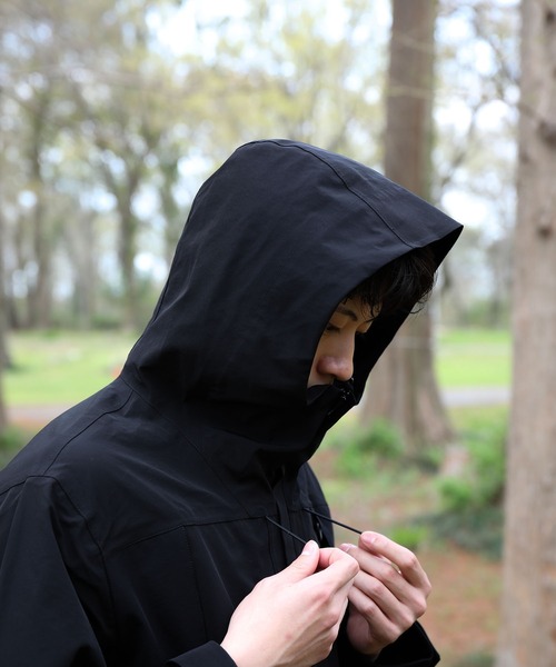 S'more(スモア)の「3L Nylon mountain jacket(マウンテンパーカー・レディース・ブラック/ブラウン・MEDIUM/LARGE/X-LARGE)」の10枚目の写真