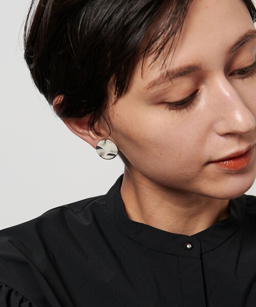 PHILIPPE AUDIBERT（フィリップ オーディベール）の「【別注】＜PHILIPPE AUDIBERT＞SOLA SLV イヤリング（イヤリング・レディース・シルバー・FREE）」の2枚目の写真