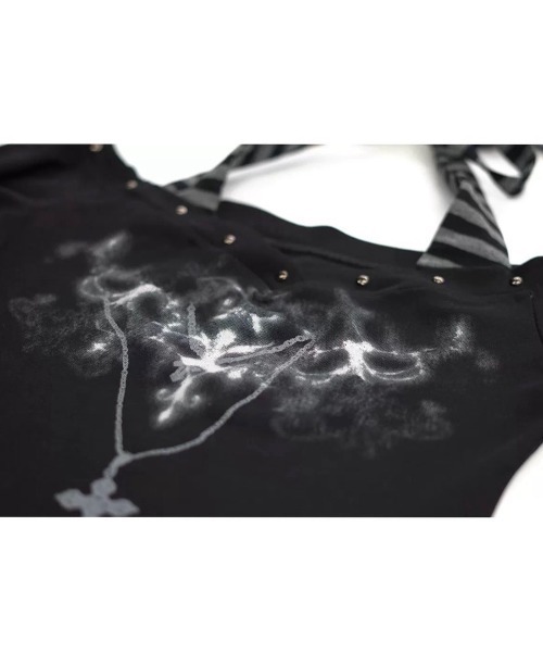 tシャツ 「Cest Nous」Doodle-printed batwing sleeve top / 「セヌー」オフショルダープリント長袖トップス Cest Nous】Doodle-printed batwing sleeve top / 【セヌー