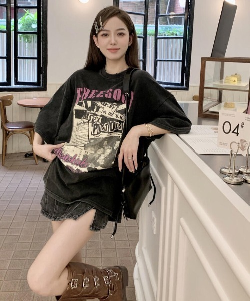 GEMEDA(ジェメダ)の「綿100 ヴィンテージ風ロックプリントオーバーサイズTシャツ(Tシャツ/カットソー・レディース・ブラック/ホワイト・M)」の13枚目の写真