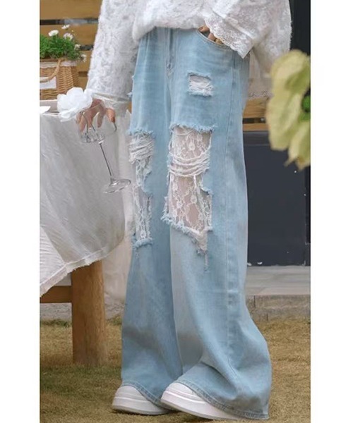 gossip!ロサンゼルス(ゴシップロサンゼルス)の「レースワイド ダメージデニムパンツ(デニムパンツ・レディース・ライトブルー・S/M/XL/L)」の5枚目の写真