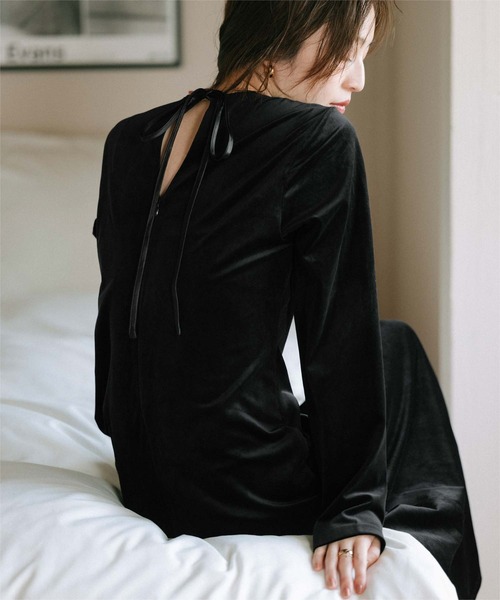 セール】バックリボンフィットアンドフレアベロアワンピース