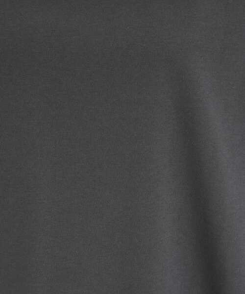 SHOO・LA・RUE（シューラルー）の「【洗える/S-LL/ひんやり/UV】汗をかいても気になりにくい スリットトップス（Tシャツ/カットソー・レディース・ホワイト/グリーン/ブラック/ベビーピンク/チャコールグレー/ブルー・01/04/03/02）」の18枚目の写真