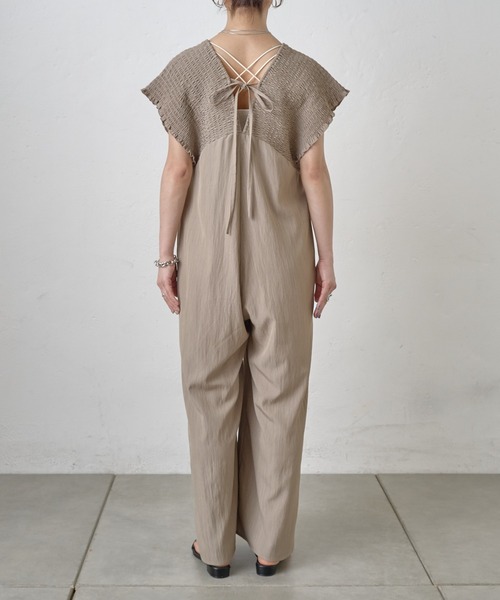 COLONY 2139（コロニートゥーワンスリーナイン）の「シャーリングオールインワン（つなぎ/オールインワン・レディース・ブラック/グレイッシュベージュ・FREE）」の19枚目の写真