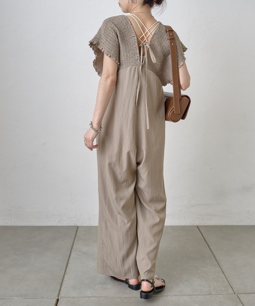 COLONY 2139（コロニートゥーワンスリーナイン）の「シャーリングオールインワン（つなぎ/オールインワン・レディース・ブラック/グレイッシュベージュ・FREE）」の15枚目の写真