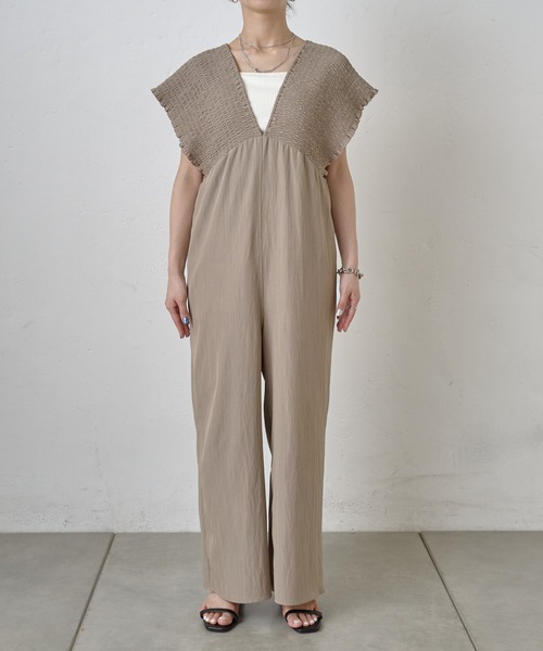 COLONY 2139（コロニートゥーワンスリーナイン）の「シャーリングオールインワン（つなぎ/オールインワン・レディース・ブラック/グレイッシュベージュ・FREE）」の17枚目の写真