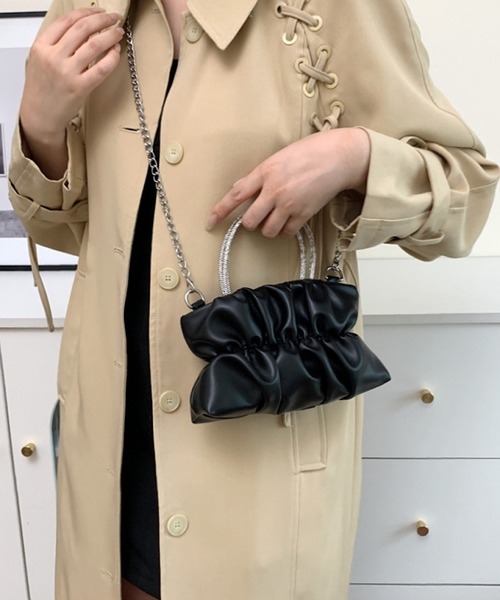 VIBGYOR(ヴィブジョー)の「Mignonjour/ストーンハンドルミニチェーンバッグ M2339(ショルダーバッグ・レディース・ホワイト/ベージュ/ブラック/シルバー・FREE)」の9枚目の写真