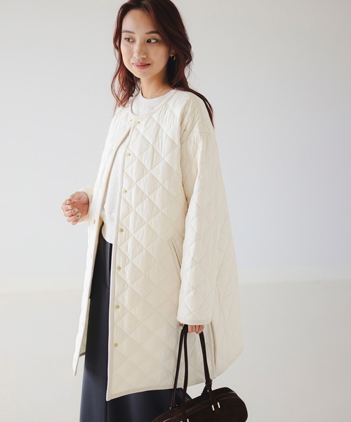 B:MING by BEAMS(ビーミングバイビームス)の「キルティング ノーカラー ロング コート(S~M)(ノーカラーコート・レディース・ベージュ/ブラック/ホワイト系その他5・SMALL/MEDIUM)」の2枚目の写真