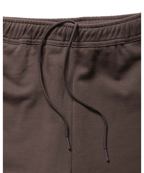 F.C.Real Bristol（エフシーレアルブリストル）の「EMBLEM SWEAT PANTS（スウェットパンツ・メンズ・オフホワイト/ライトブルー/ブラック/ネイビー/ブラウン・XX-LARGE/LARGE/MEDIUM/X-LARGE/SMALL）」の10枚目の写真