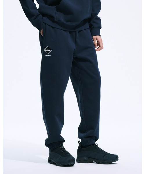 F.C.Real Bristol（エフシーレアルブリストル）の「EMBLEM SWEAT PANTS（スウェットパンツ・メンズ・オフホワイト/ライトブルー/ブラック/ネイビー/ブラウン・XX-LARGE/LARGE/MEDIUM/X-LARGE/SMALL）」の17枚目の写真