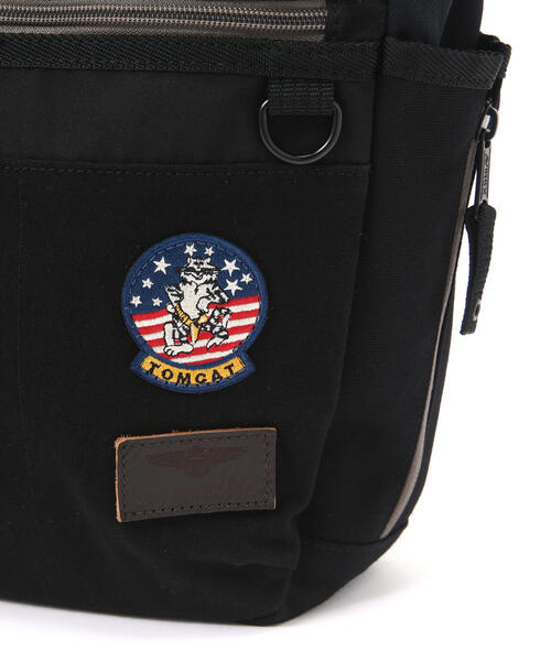 AVIREX(アヴィレックス)の「SHOULDER BAG "TOP GUN" / ショルダーバッグ トップガン / AVIREX / アヴィレックス(ショルダーバッグ・メンズ・ブラック/オリーブ系・F)」の9枚目の写真
