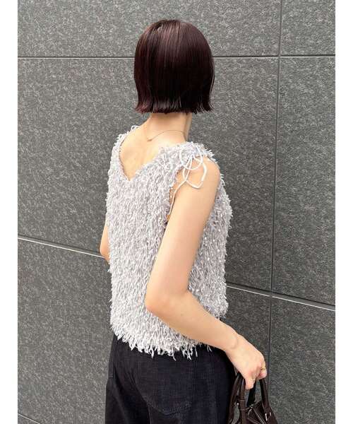 LAGUNAMOON（ラグナムーン）の「フェザーライクVネックノースリーブトップス（Tシャツ/カットソー・レディース・アイボリー/オレンジ/ライトグレー・FREE）」の17枚目の写真