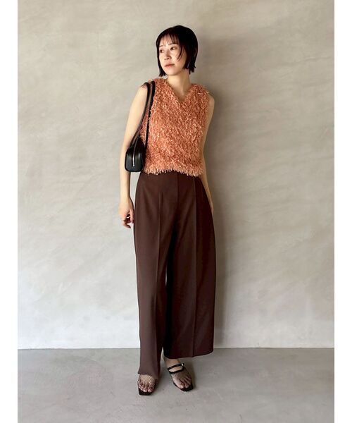 LAGUNAMOON（ラグナムーン）の「フェザーライクVネックノースリーブトップス（Tシャツ/カットソー・レディース・アイボリー/オレンジ/ライトグレー・FREE）」の18枚目の写真