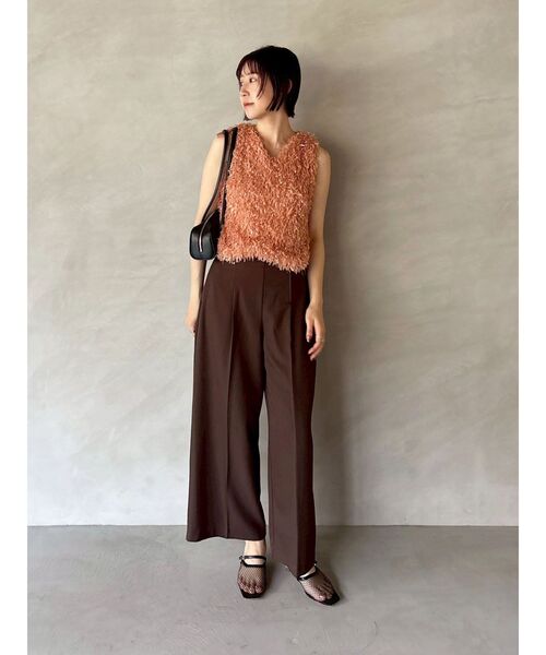 LAGUNAMOON フェザーライクVネックノースリーブトップス セール】フェザーライクVネックノースリーブトップス（Tシャツ