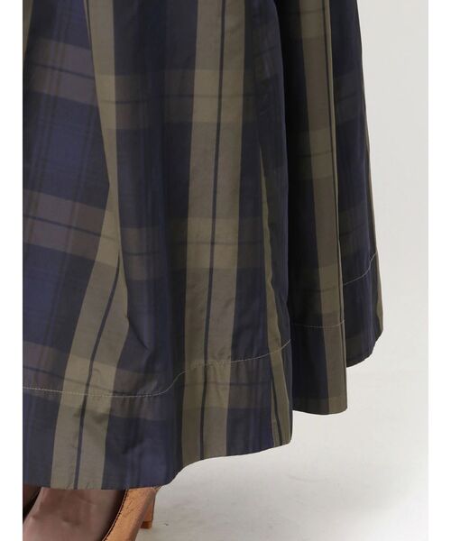 ELENDEEK(エレンディーク)の「クロスタックギャザースカート(スカート・レディース・アイボリー/その他1・01/02)」の13枚目の写真