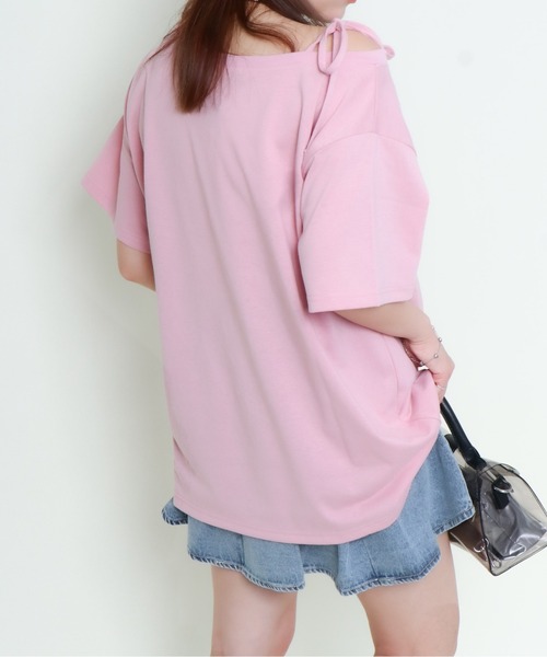 GORGE（ゴージ）の「《サガラロゴ×アシメショルダー》POPに着こなすTee（Tシャツ/カットソー・レディース・オフホワイト/チャコール/ピンク・F）」の6枚目の写真