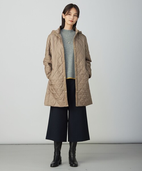 J.PRESS Ladies(J.プレス レディス)の「【WEB限定カラーあり・2way】コンパクトタフタキルティング フーデッド コート(その他アウター・レディース・ネイビー系/ブラック系/グレー系/アイボリー系/ベージュ系・S/XS)」の9枚目の写真