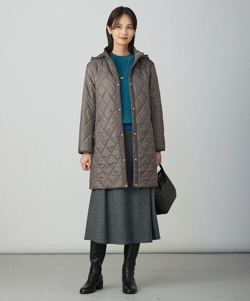 J.PRESS Ladies(J.プレス レディス)の「【WEB限定カラーあり・2way】コンパクトタフタキルティング フーデッド コート(その他アウター・レディース・ネイビー系/ブラック系/グレー系/アイボリー系/ベージュ系・S/XS)」の12枚目の写真