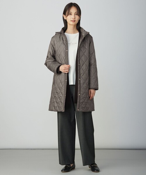 J.PRESS Ladies(J.プレス レディス)の「【WEB限定カラーあり・2way】コンパクトタフタキルティング フーデッド コート(その他アウター・レディース・ネイビー系/ブラック系/グレー系/アイボリー系/ベージュ系・S/XS)」の13枚目の写真