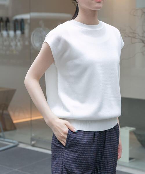 FORK&SPOON（フォークアンドスプーン）の「FORK&SPOON　LEVITAノースリーブニットプルオーバー（ニット/セーター・レディース・オフホワイト/グリーン/ネイビー・1）」の6枚目の写真