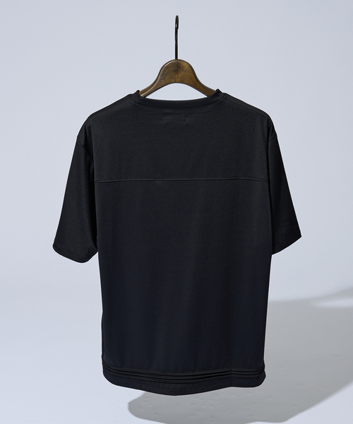 DESIGNWORKS(デザインワークス)の「【接触冷感】ツイルジャージー ピンタック Tシャツ(Tシャツ/カットソー・メンズ・ホワイト/ブラック/カーキ・46/48)」の4枚目の写真