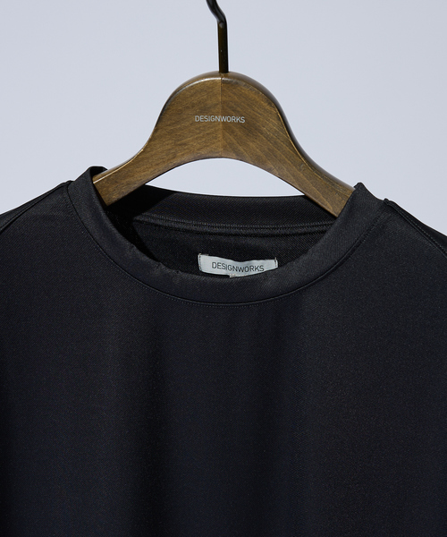 DESIGNWORKS(デザインワークス)の「【接触冷感】ツイルジャージー ピンタック Tシャツ(Tシャツ/カットソー・メンズ・ホワイト/ブラック/カーキ・46/48)」の5枚目の写真