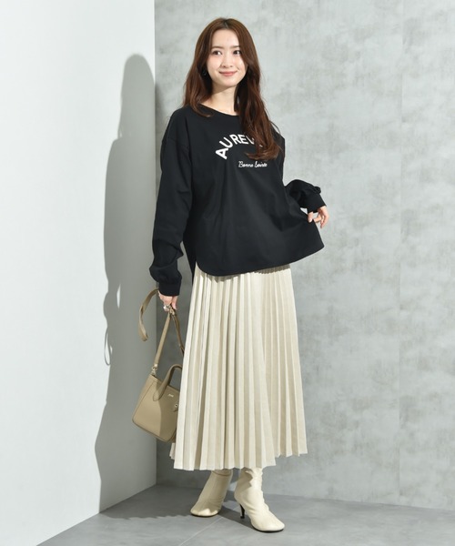 INTERPLANET(インタープラネット)の「スパンコールロゴ刺繍バックラインプルオーバー(Tシャツ/カットソー・レディース・ブラウン/ブラック/アイボリー・FREE)」の17枚目の写真