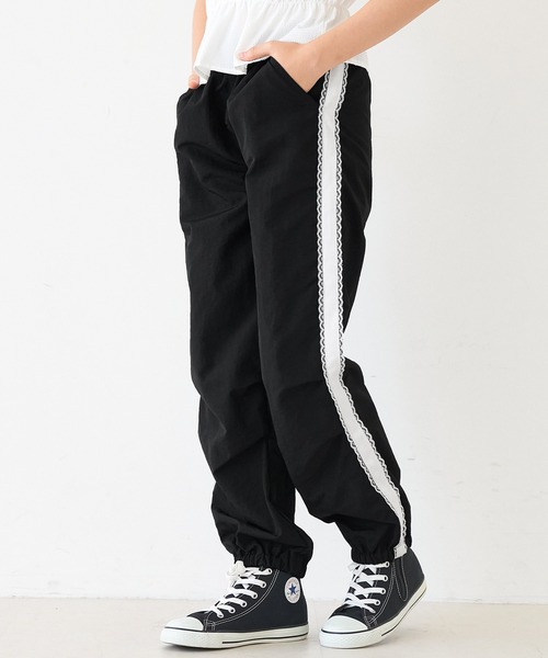 coca(coca)(コカ)の「【WEB限定セール】キッズ ライトワッシャーナイロンレースパンツ(その他パンツ・キッズ・ブラック/ライトブルー・140/130/150/120)」の2枚目の写真