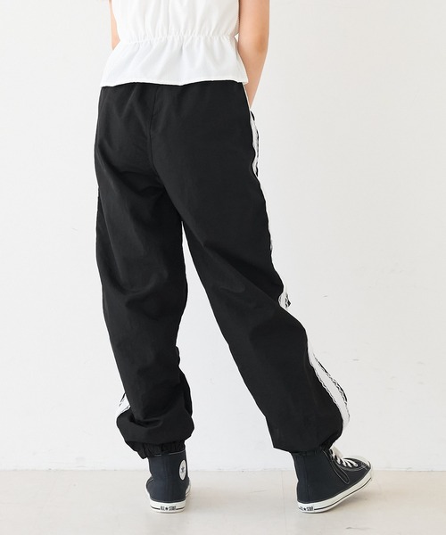 coca(coca)(コカ)の「【WEB限定セール】キッズ ライトワッシャーナイロンレースパンツ(その他パンツ・キッズ・ブラック/ライトブルー・140/130/150/120)」の5枚目の写真