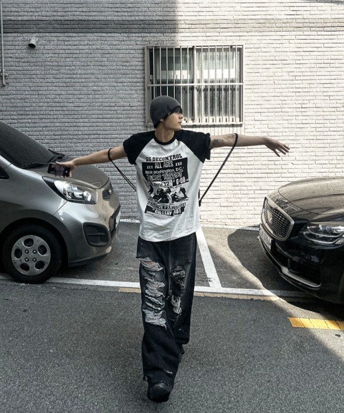 COSYHARU(コシハル)の「ドゥウェルコントロールラグラン半袖Tシャツ(Tシャツ/カットソー・メンズ・ブラック/オートミール/チャコール・FREE)」の16枚目の写真