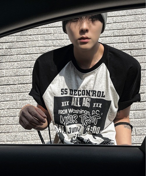 COSYHARU(コシハル)の「ドゥウェルコントロールラグラン半袖Tシャツ(Tシャツ/カットソー・メンズ・ブラック/オートミール/チャコール・FREE)」の17枚目の写真