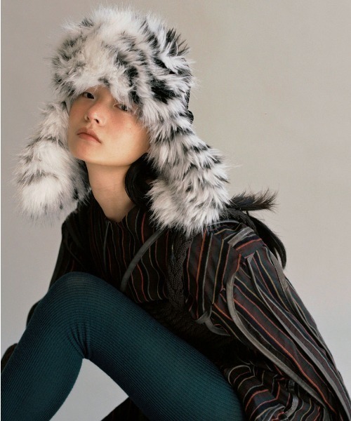 AWESOME NEEDS（オーサムニーズ）の「FUR TRAPPER HAT（ハット・レディース・ホワイト/ブラック・FREE）」の8枚目の写真
