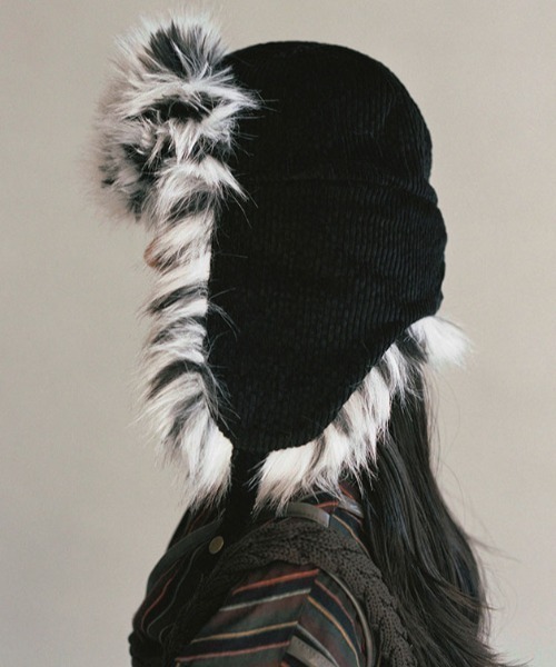 AWESOME NEEDS（オーサムニーズ）の「FUR TRAPPER HAT（ハット・レディース・ホワイト/ブラック・FREE）」の9枚目の写真