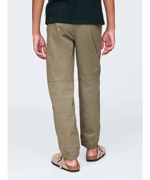 GAP（ギャップ）の「エブリディ ジョガーパンツ（キッズ）（チノパンツ・キッズ・グリーン/ベージュ/ネイビー/ブラック・150cm/160cm/140cm/130cm/120cm/110cm）」の8枚目の写真