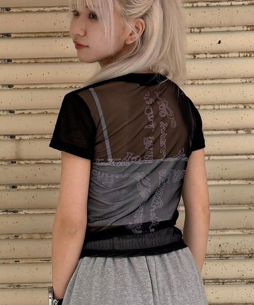 .KOM(ドットコム)の「A'GEM/9 × .kom 『.KOM/ドットケーオーエム』 シアークロストップ(その他トップス・レディース・ブラック/ホワイト・FREE)」の2枚目の写真