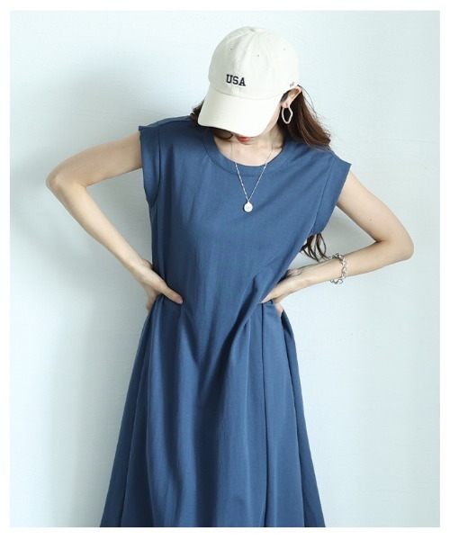 Sawa a la mode(サワアラモード)の「接触冷感フレンチスリーブフレアワンピース(ワンピース・レディース・ベージュ/ブルー系/ブラック・FREE)」の22枚目の写真