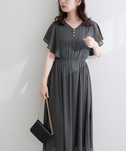 natural couture(ナチュラルクチュール)の「フレア袖Vネックワンピース(ワンピース・レディース・その他1/サックスブルー/ミント/ピンク系その他/チャコールグレー・FREE)」の9枚目の写真