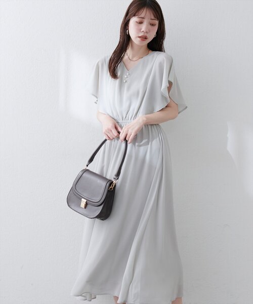 natural couture(ナチュラルクチュール)の「フレア袖Vネックワンピース(ワンピース・レディース・その他1/サックスブルー/ミント/ピンク系その他/チャコールグレー・FREE)」の14枚目の写真